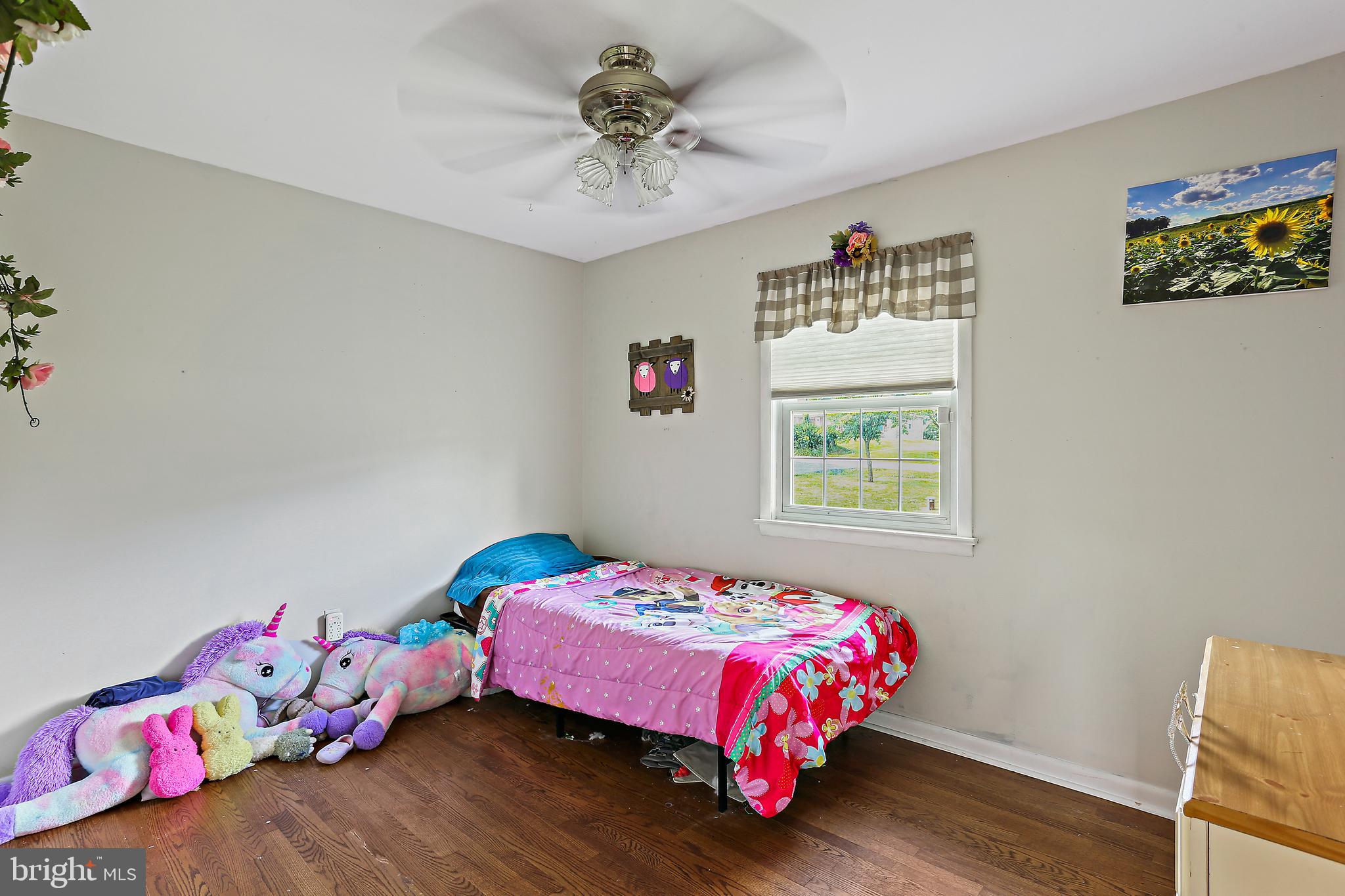 2506 Quebec School Road Middletown, MD 21769 - Photo 23 of 39 Bedroom 3 with Hardwood Flooring