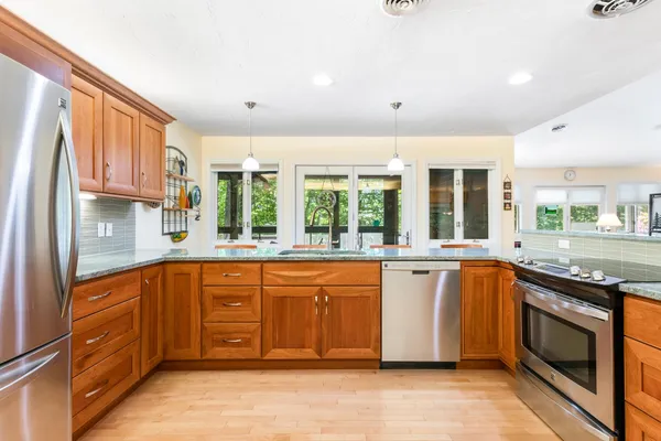 $1,100,000 | 8 Sandy Brae, Unit BRAE, Grantham, NH 03753