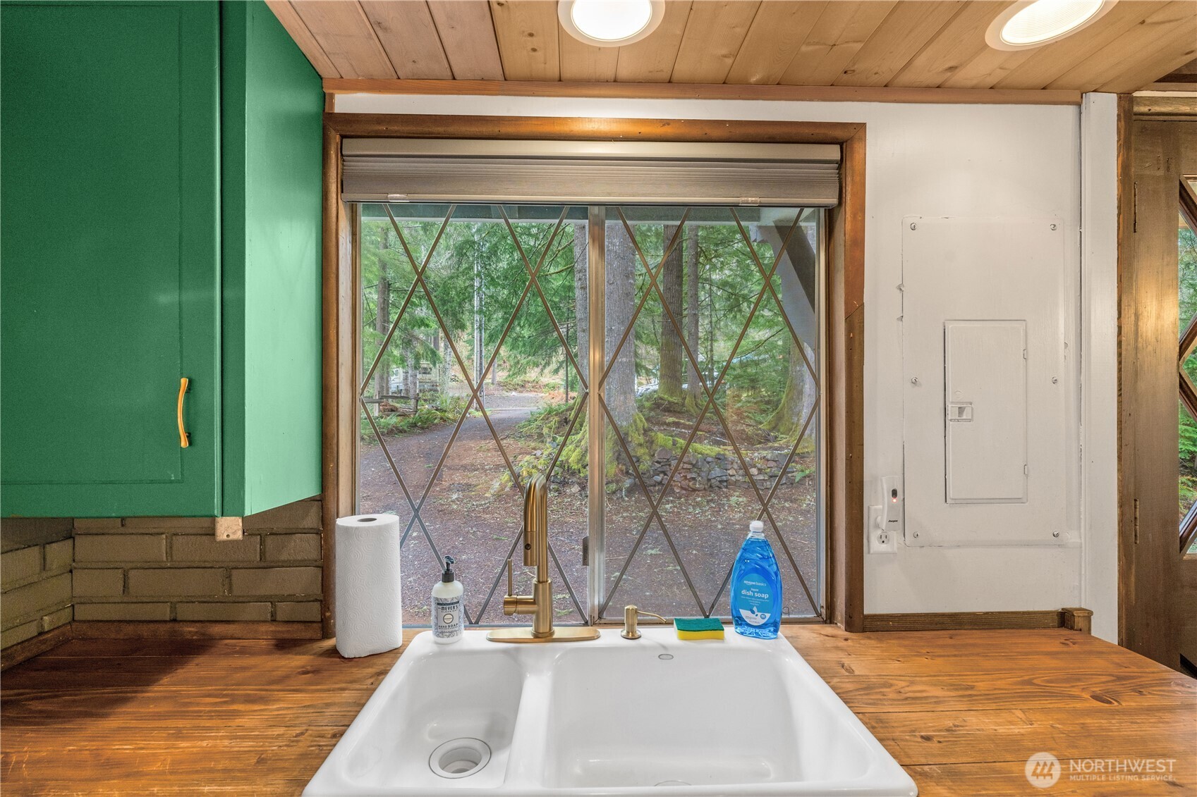 159 Paradise Drive Ashford, WA 98304 - Photo 16 of 38