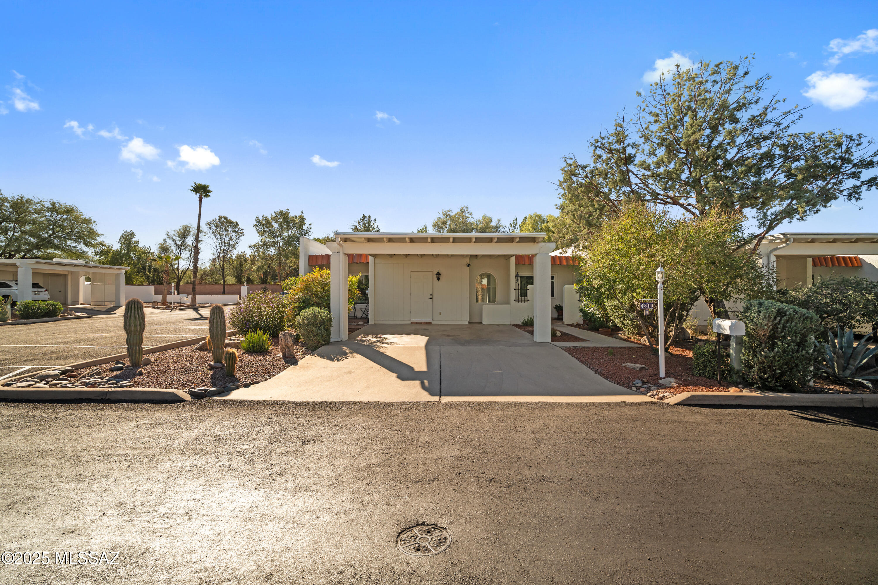 4810 East Fort Lowell Road, Unit H Tucson, AZ 85712 - Photo 2 of 36 Gallery Image 2