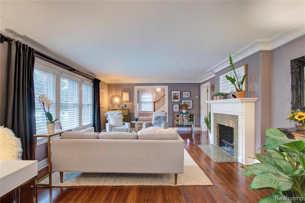686 Washington Road Grosse Pointe, MI 48230 - Photo 23 of 73