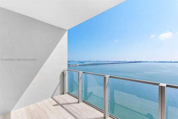 $4,950 | 2900 Northeast 7th Avenue, Unit 2406, Miami, FL 33137