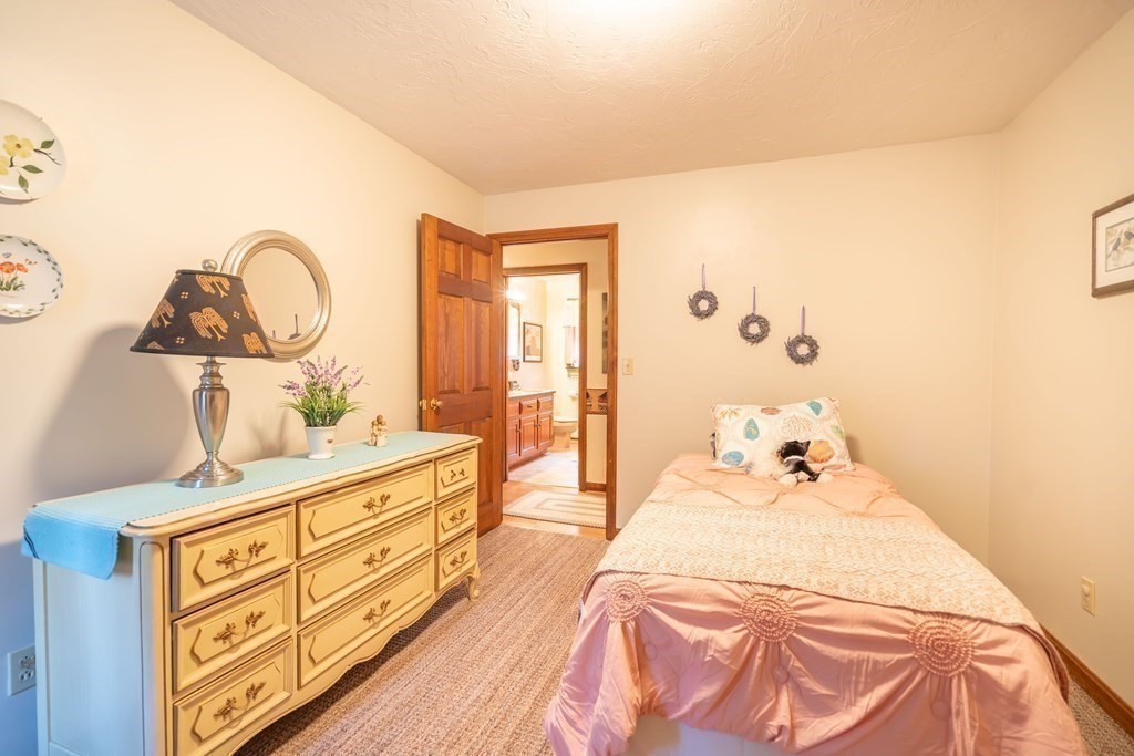18 Casey Road Spencer, MA 01562 - Photo 28 of 41