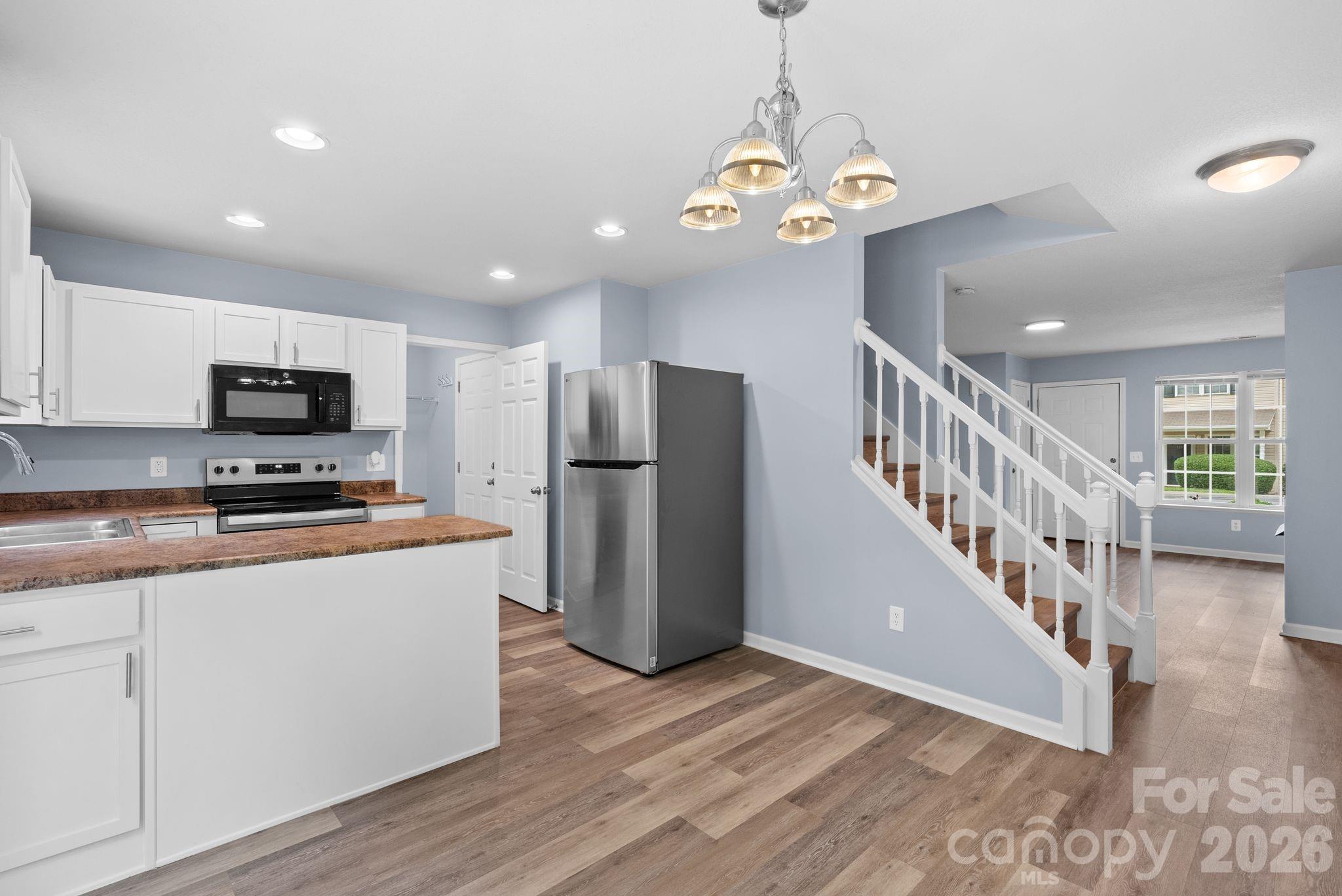 120 Alpine Ridge Drive Asheville, NC 28803 - Photo 8 of 28