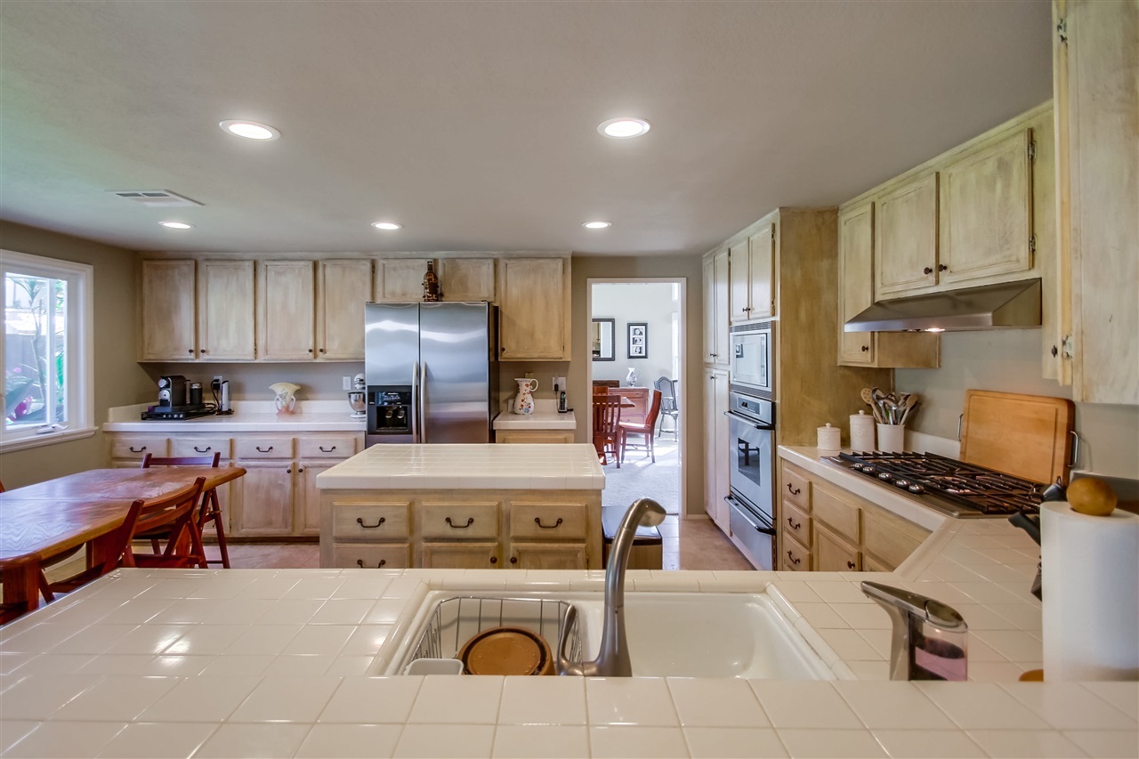 1710 Willowhaven Road Encinitas, CA 92024 - Photo 11 of 25
