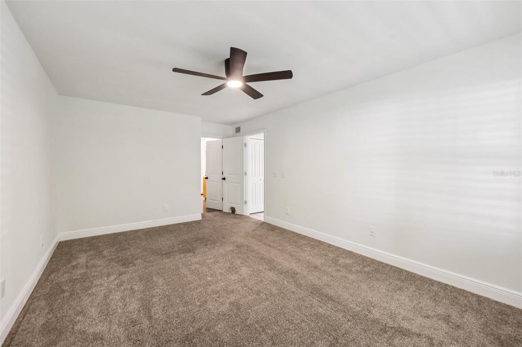 490 Hidden Ridge Drive Deltona, FL 32725 - Photo 15 of 40