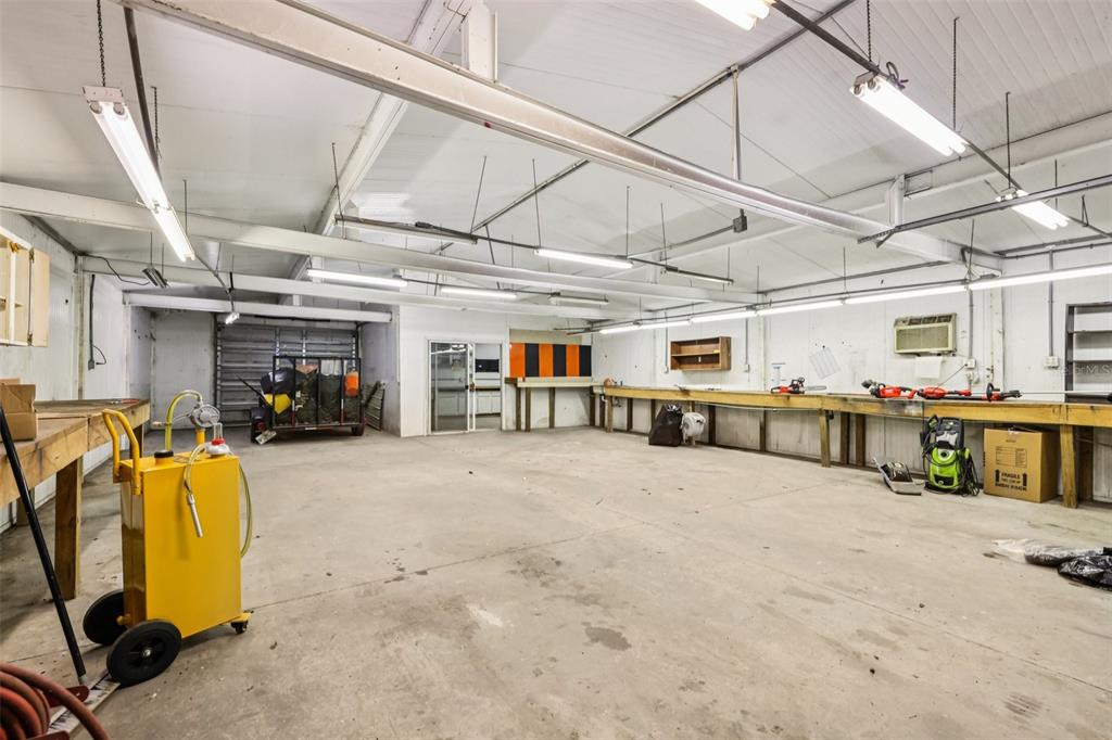 490 Hidden Ridge Drive Deltona, FL 32725 - Photo 32 of 40