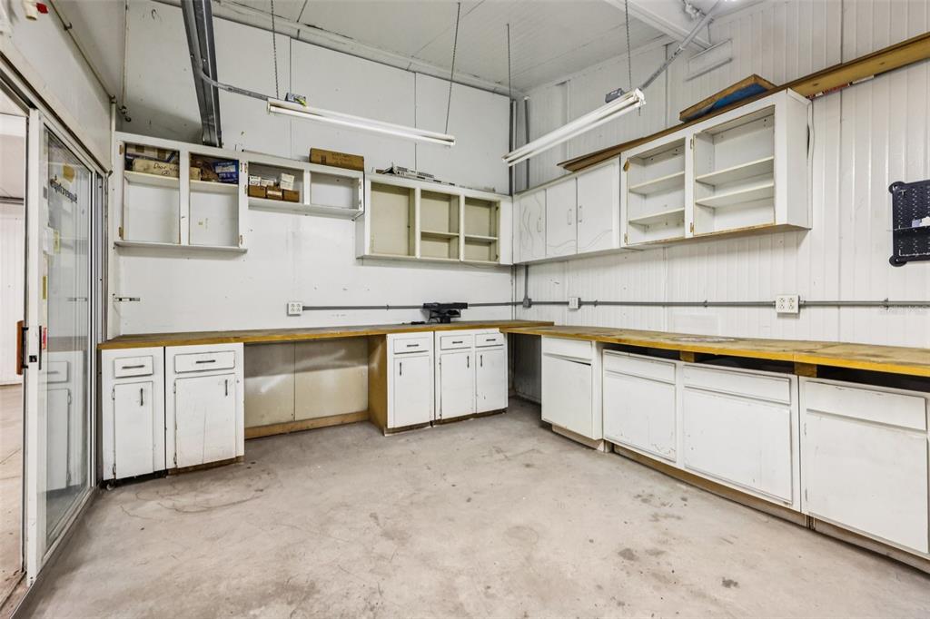 490 Hidden Ridge Drive Deltona, FL 32725 - Photo 33 of 40