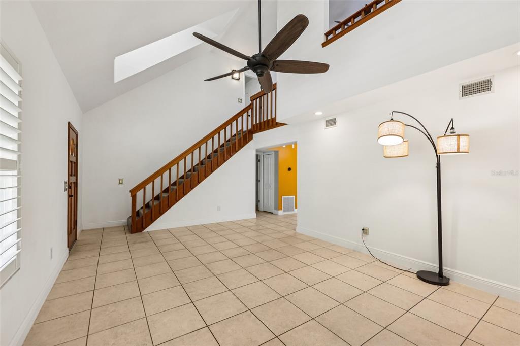 490 Hidden Ridge Drive Deltona, FL 32725 - Photo 4 of 40