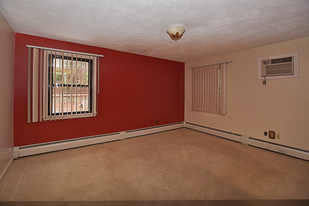 22 Williams Road Smithfield, RI 02917 - Photo 11 of 16