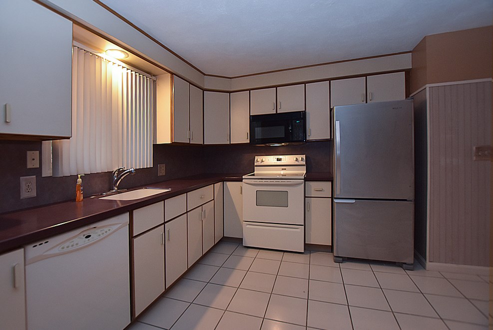 22 Williams Road Smithfield, RI 02917 - Photo 6 of 16
