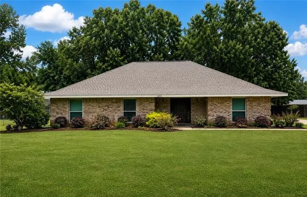 $298,900 | 20595 Blind Street, Livingston, LA 70754