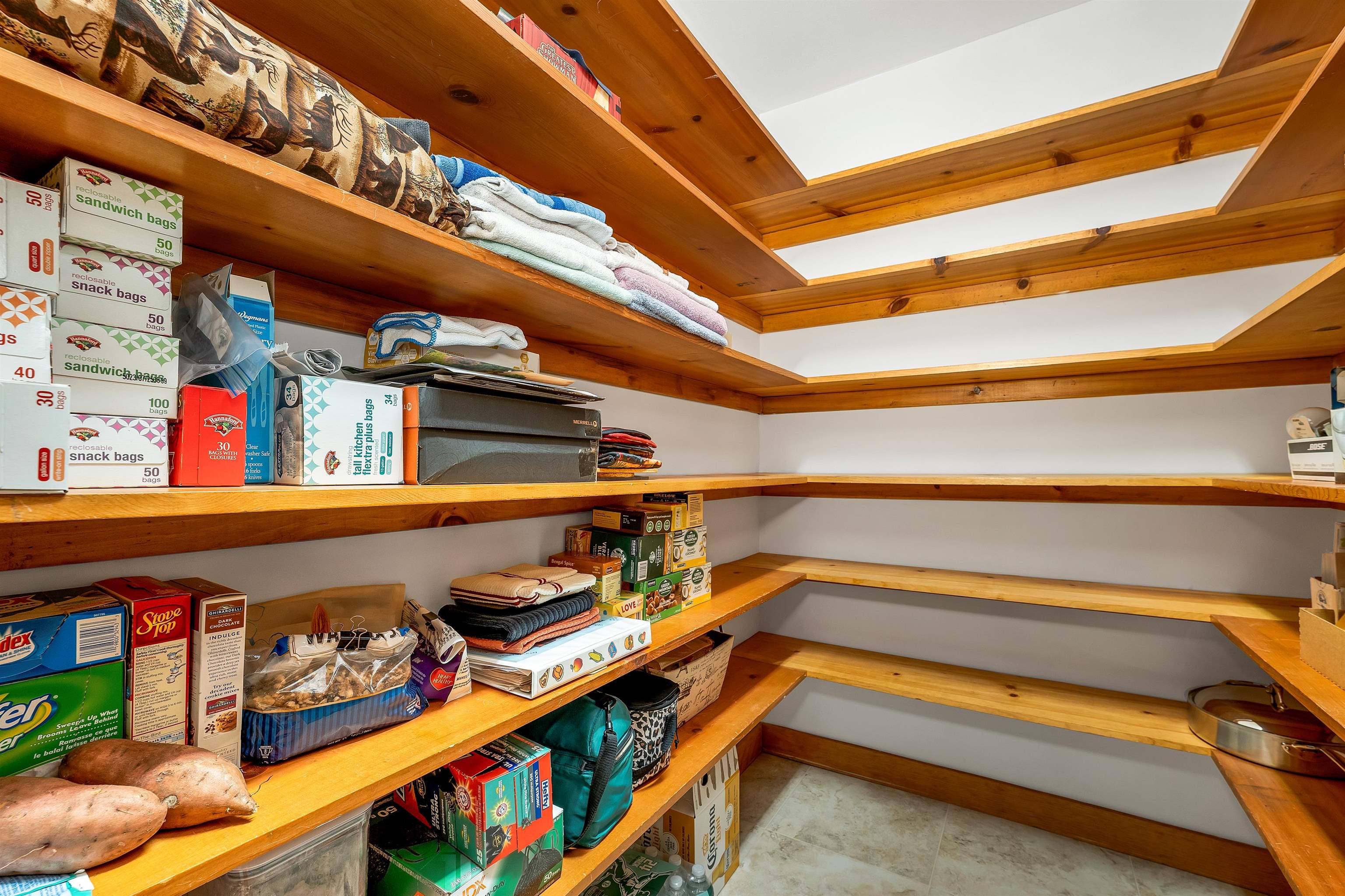 6 Weston Street Derry, NH 03038 - Photo 41 of 60