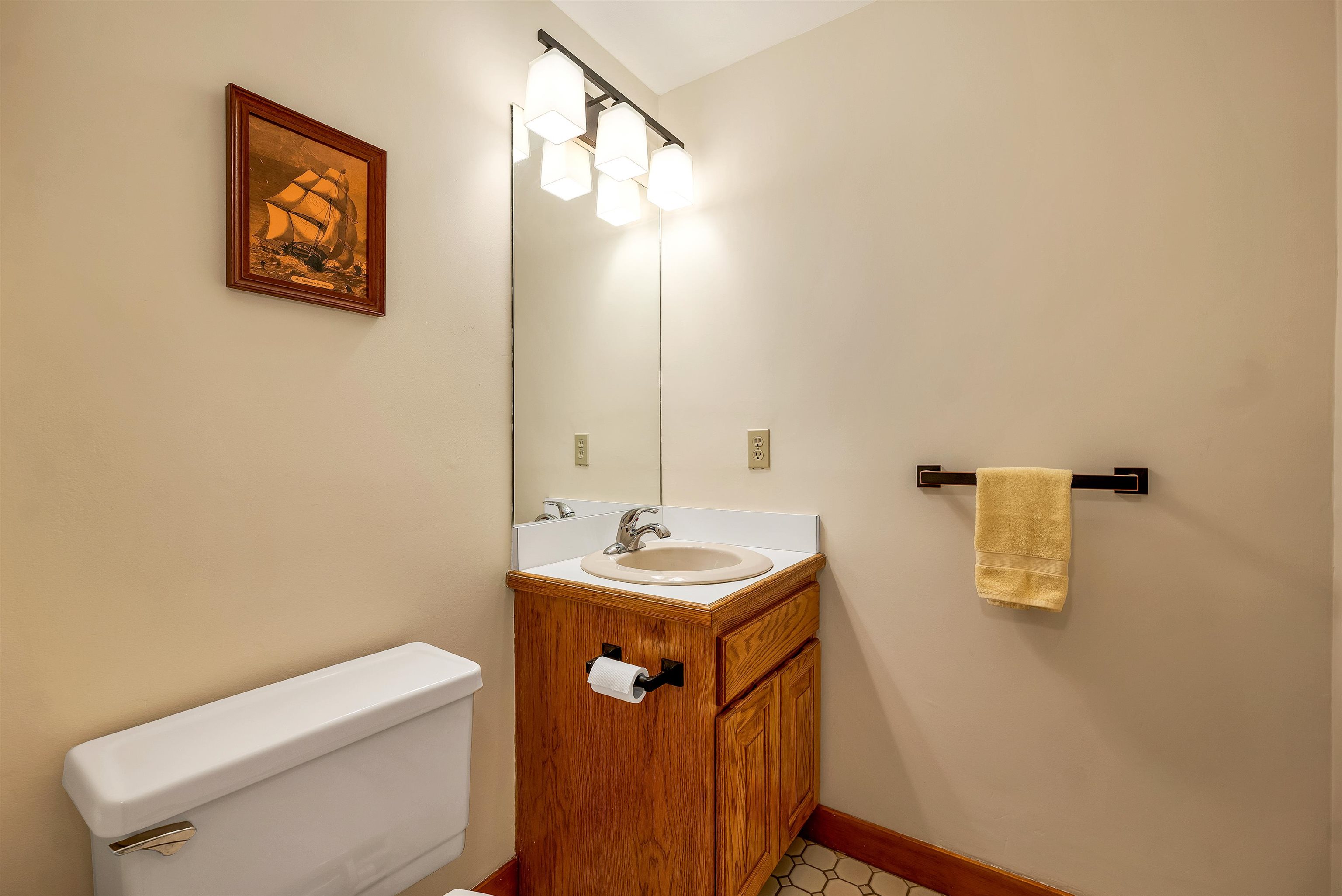 6 Weston Street Derry, NH 03038 - Photo 42 of 60