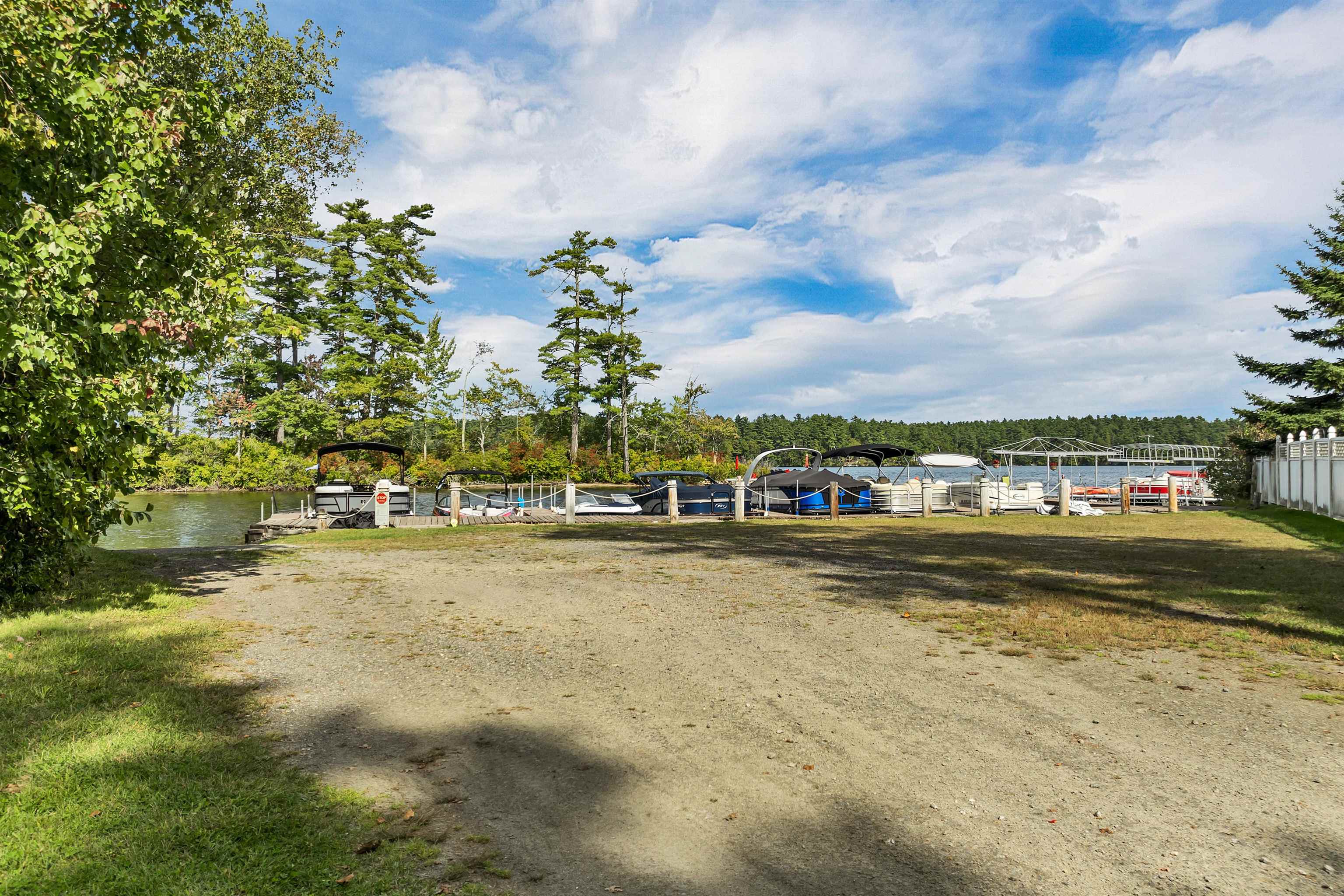 6 Weston Street Derry, NH 03038 - Photo 9 of 60