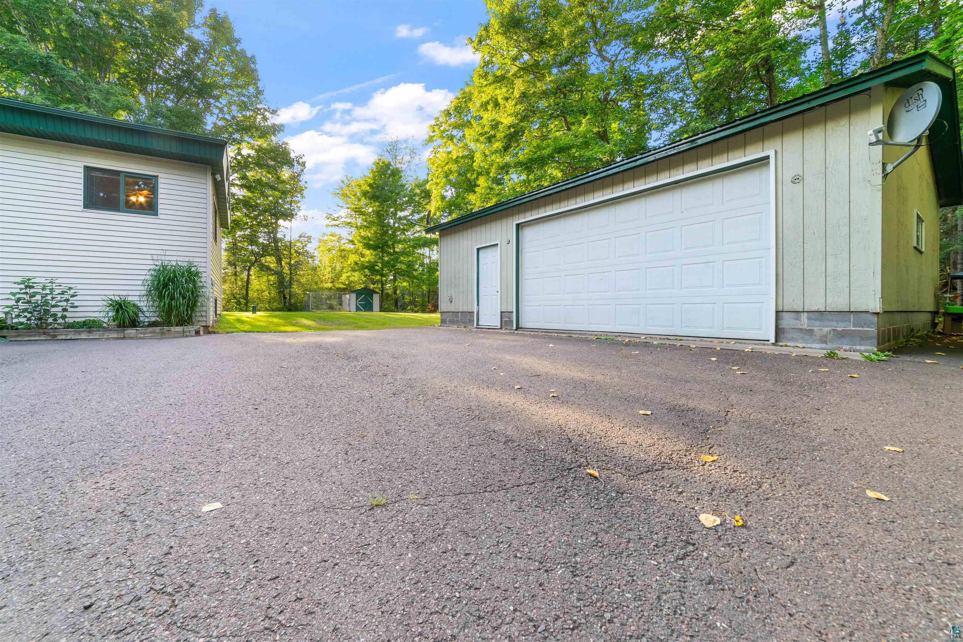 6451 Rice Lake Road Duluth, MN 55803 - Photo 23 of 31 2 plus car garage