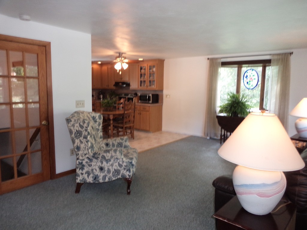 34 Pearl Street Bellingham, MA 02019 - Photo 8 of 29