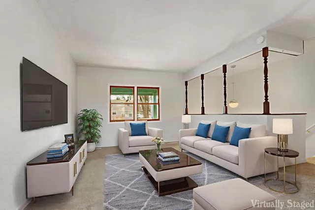 $299,900 | 808 Central Park Drive, Round Lake Beach, IL 60073