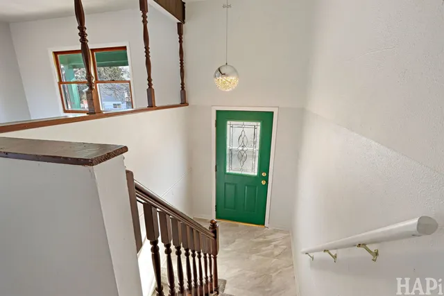 $299,900 | 808 Central Park Drive, Round Lake Beach, IL 60073