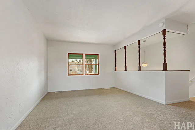 $299,900 | 808 Central Park Drive, Round Lake Beach, IL 60073