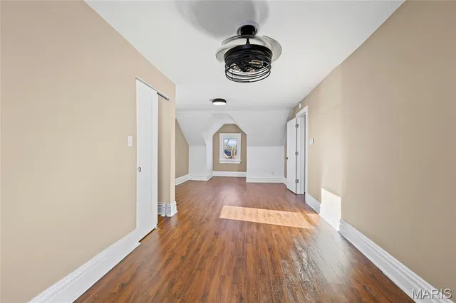 $949,999 | 5849 De Giverville Avenue, St. Louis, MO 63112