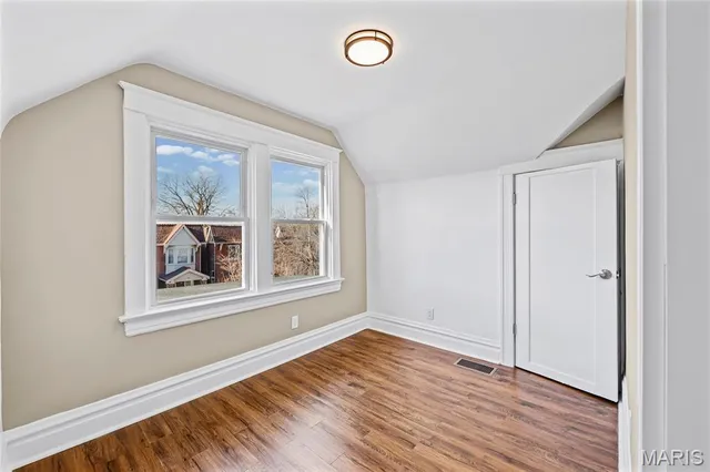 $949,999 | 5849 De Giverville Avenue, St. Louis, MO 63112