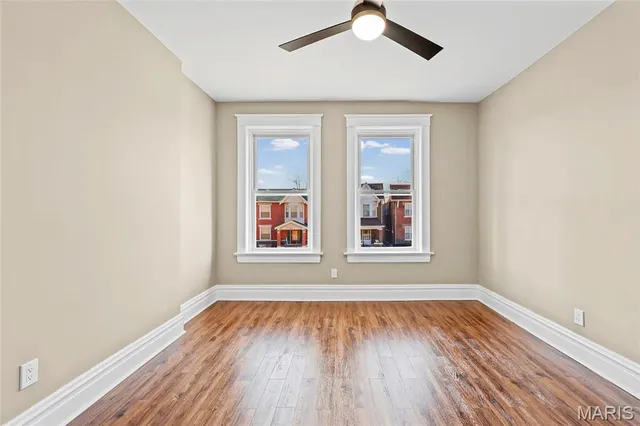 $949,999 | 5849 De Giverville Avenue, St. Louis, MO 63112