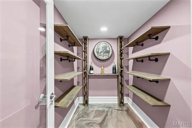 $949,999 | 5849 De Giverville Avenue, St. Louis, MO 63112