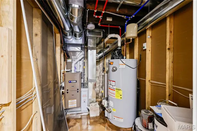 $949,999 | 5849 De Giverville Avenue, St. Louis, MO 63112