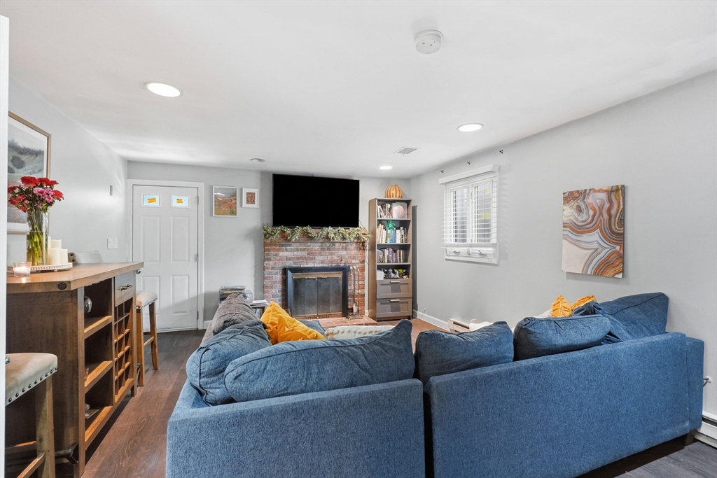 69 Elsie Road Brockton, MA 02302 - Photo 10 of 26