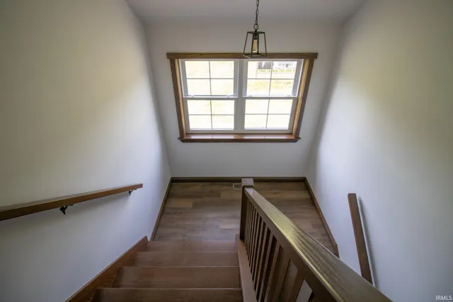 $374,900 | 1041 South Huntsville Road, Winchester, IN 47394