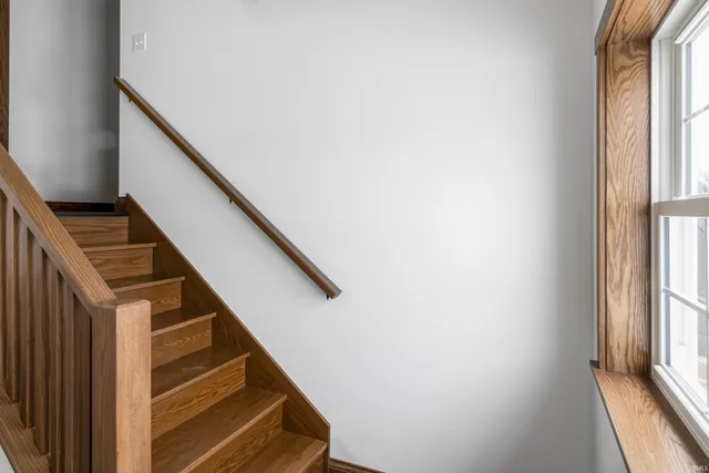 $374,900 | 1041 South Huntsville Road, Winchester, IN 47394