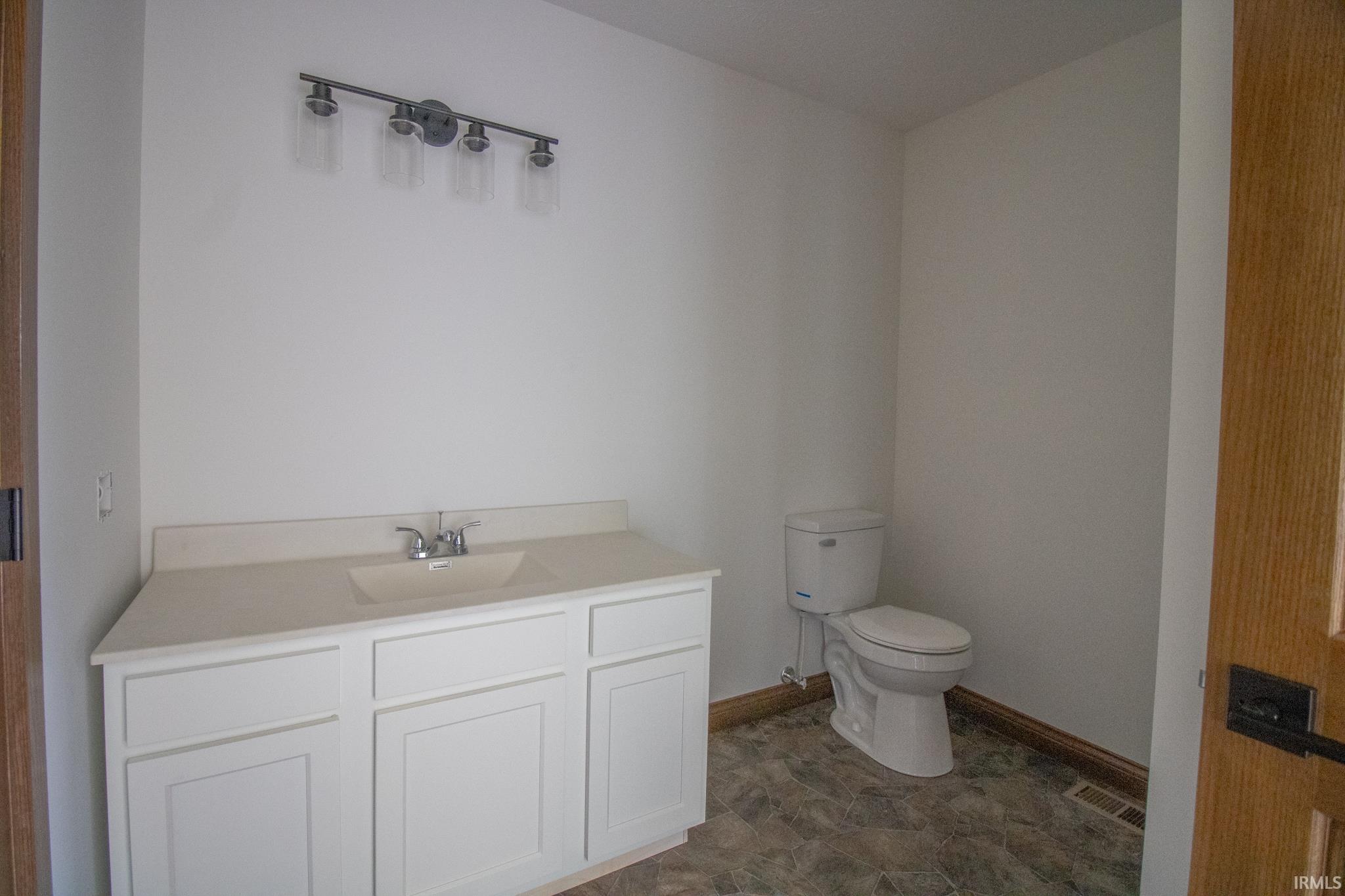 1041 South Huntsville Road Winchester, IN 47394 - Photo 18 of 25