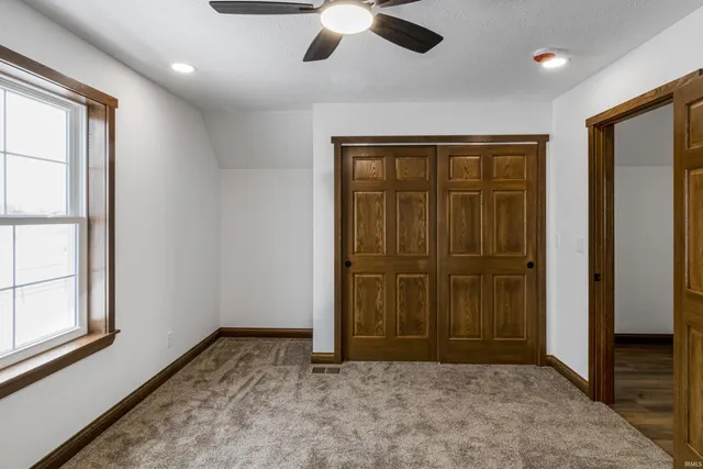 $374,900 | 1041 South Huntsville Road, Winchester, IN 47394