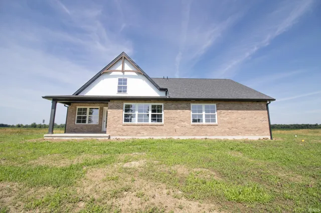 $374,900 | 1041 South Huntsville Road, Winchester, IN 47394