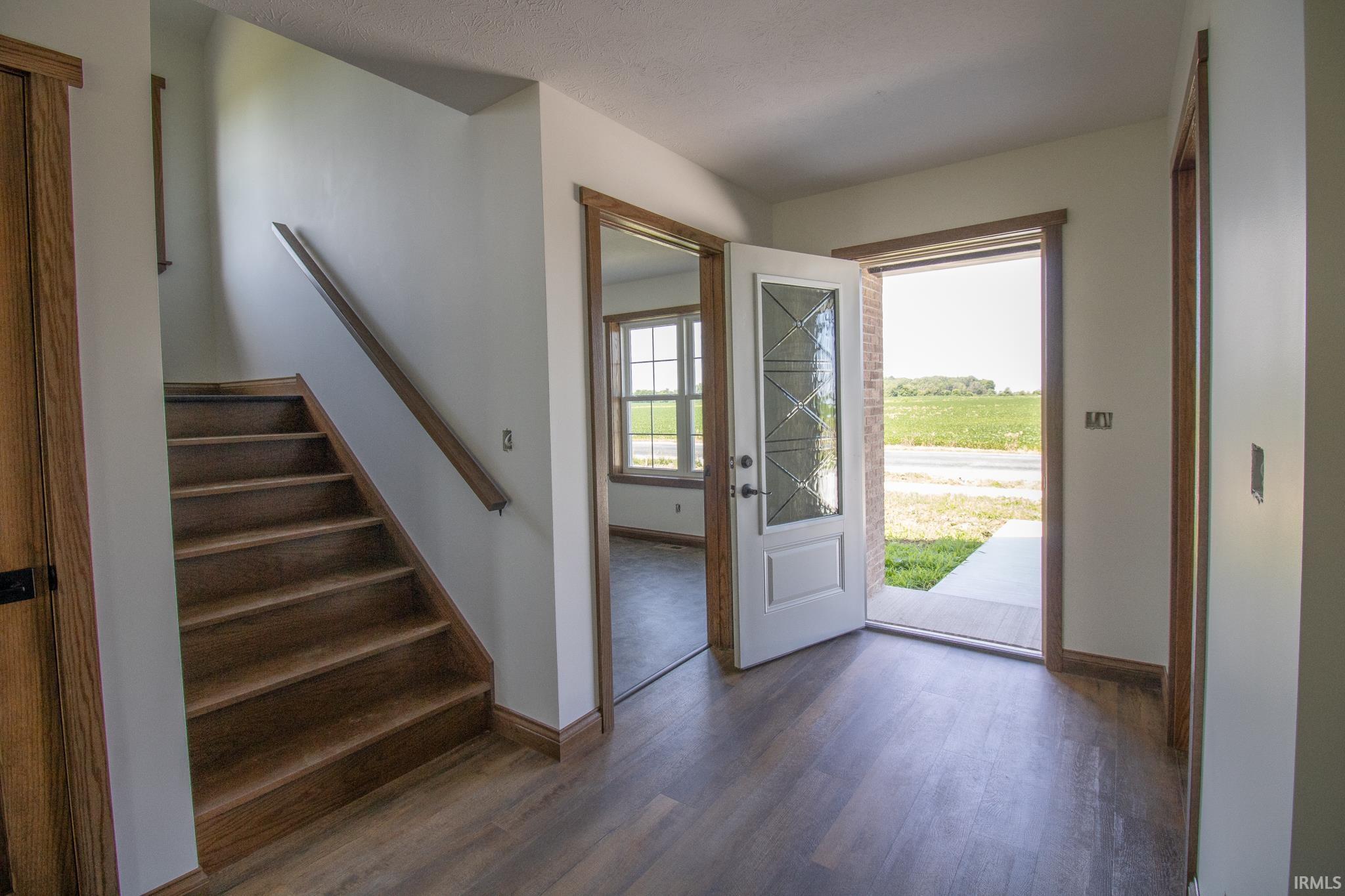 1041 South Huntsville Road Winchester, IN 47394 - Photo 4 of 25