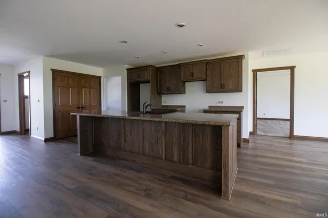 $374,900 | 1041 South Huntsville Road, Winchester, IN 47394