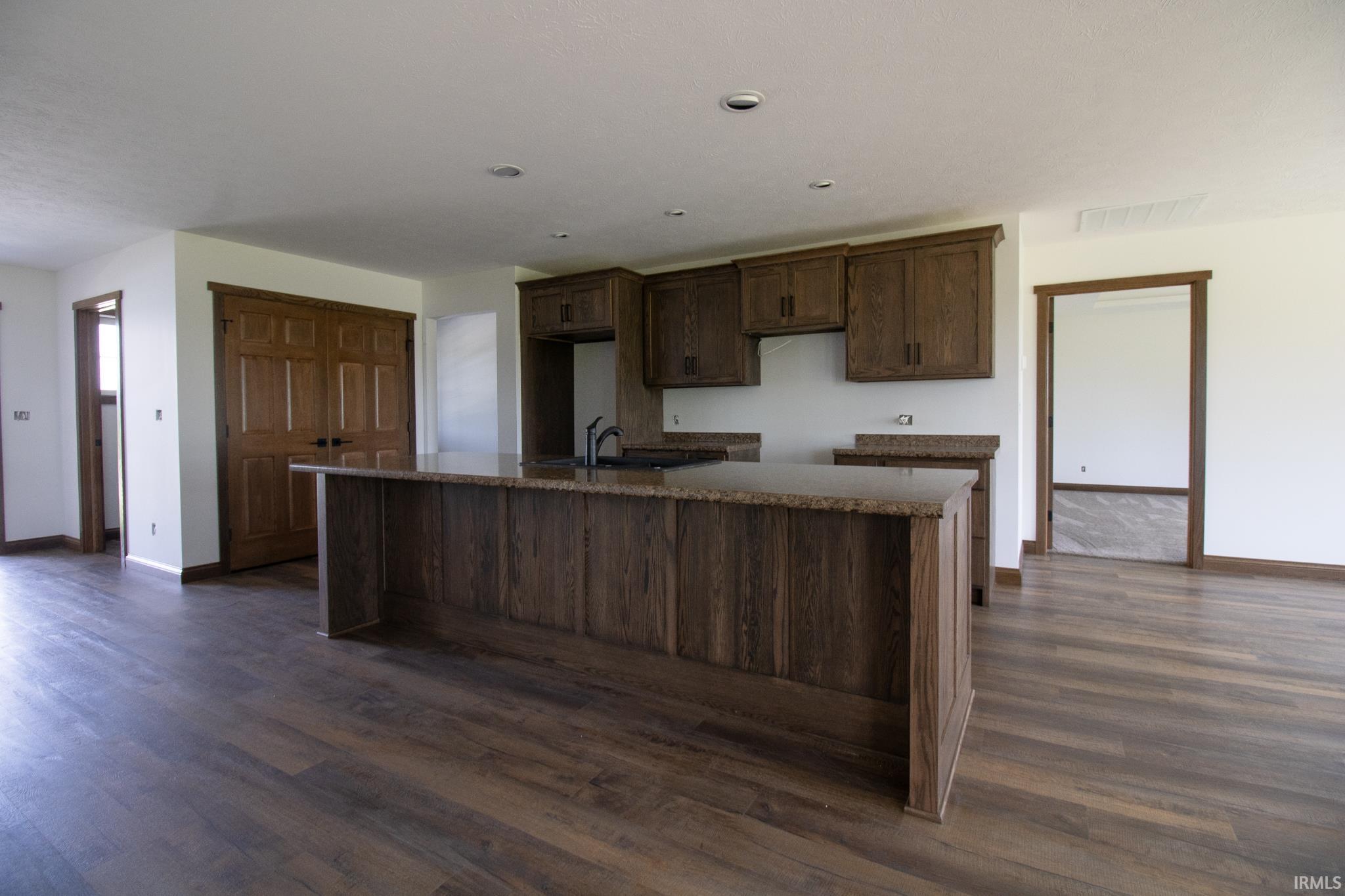 1041 South Huntsville Road Winchester, IN 47394 - Photo 8 of 25