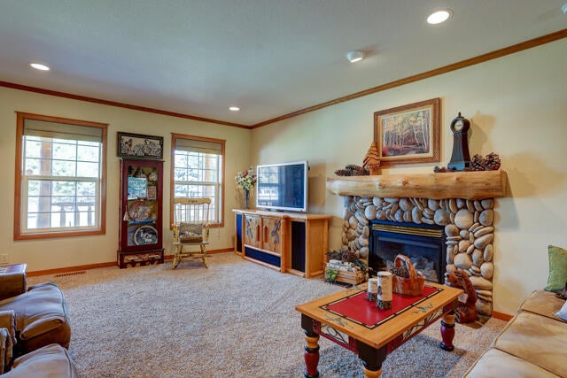 20557 Rusticate Road Bend, OR 97702 - Photo 14 of 59 20557 Rusticate Rd-14