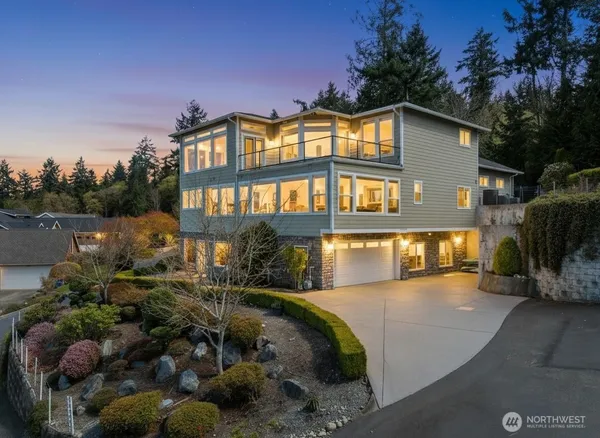 $2,450,000 | 2318 Sunnyside Heights Drive, Steilacoom, WA 98388