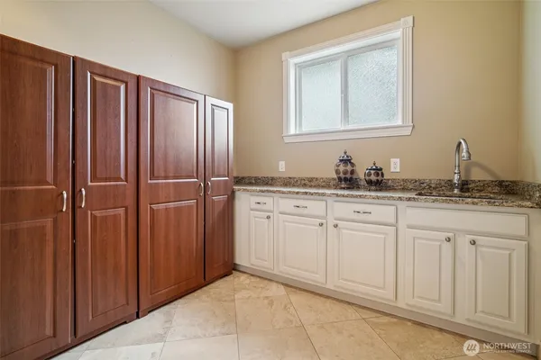 $2,450,000 | 2318 Sunnyside Heights Drive, Steilacoom, WA 98388