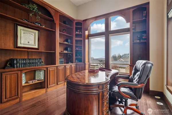 $2,450,000 | 2318 Sunnyside Heights Drive, Steilacoom, WA 98388
