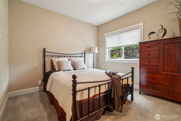 $2,450,000 | 2318 Sunnyside Heights Drive, Steilacoom, WA 98388