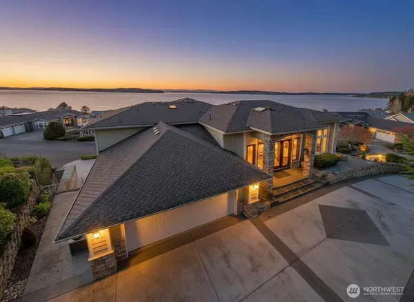 $2,450,000 | 2318 Sunnyside Heights Drive, Steilacoom, WA 98388