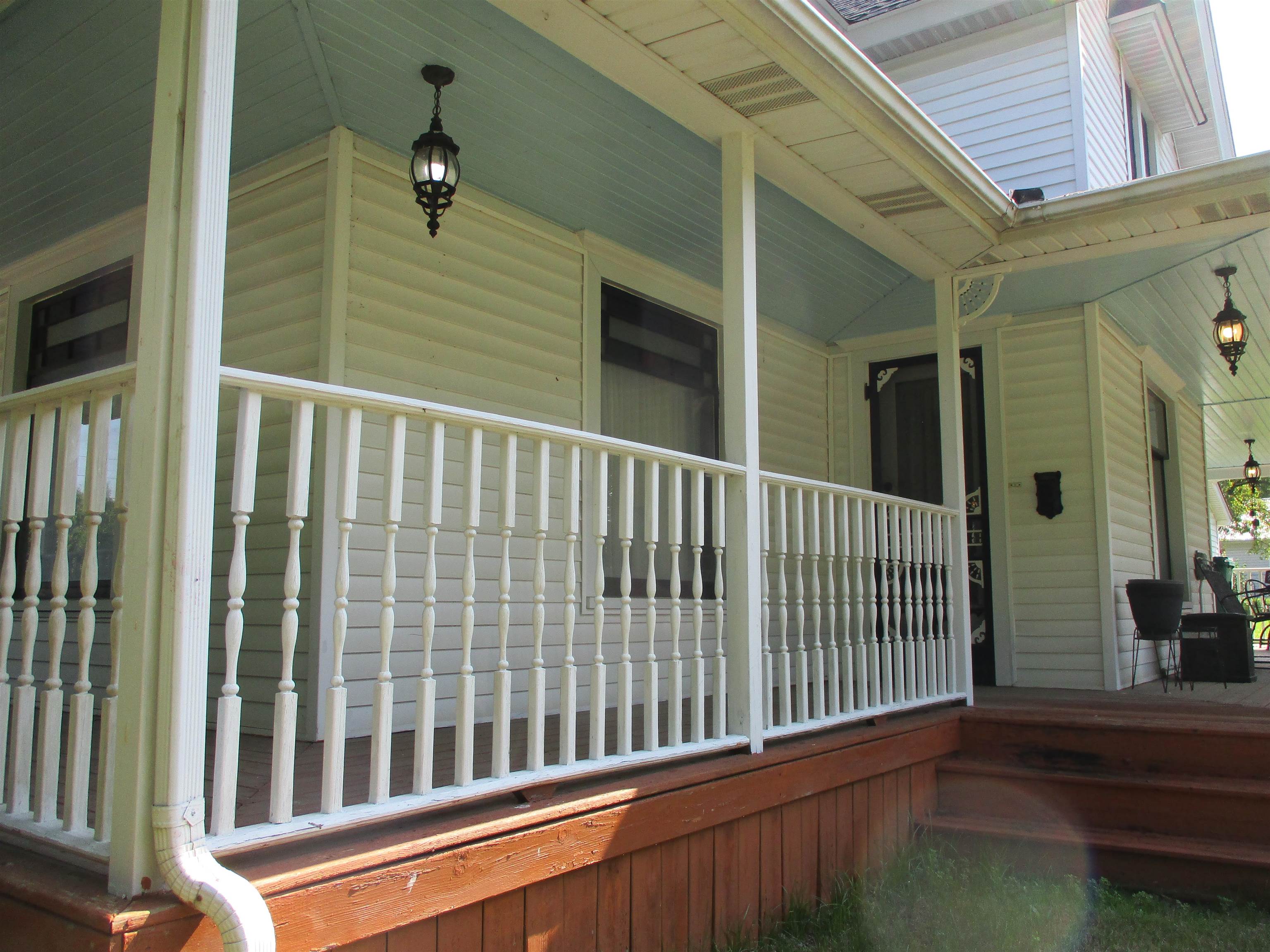 322 North Main Street Perry, MI 48872 - Photo 5 of 32