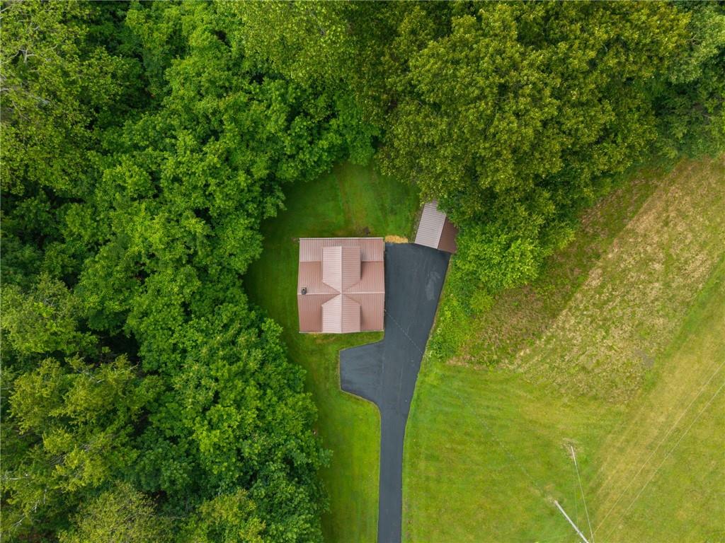 617 Pacek Road Greensburg, PA 15601 - Photo 3 of 37
