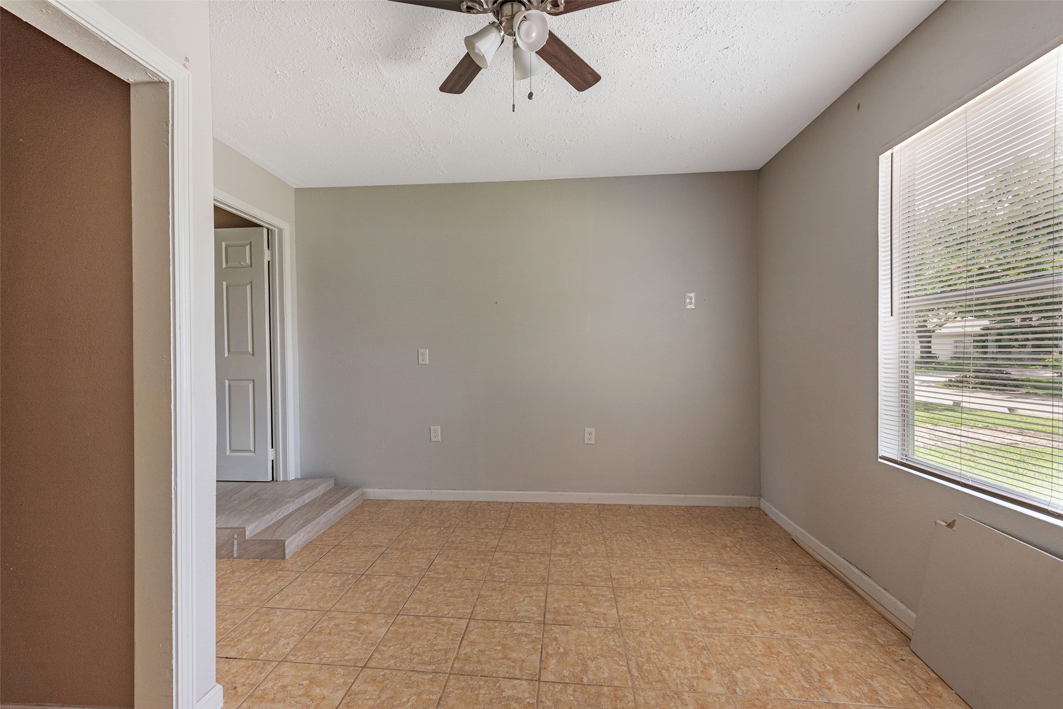 202 Norview Drive Houston, TX 77022 - Photo 19 of 24