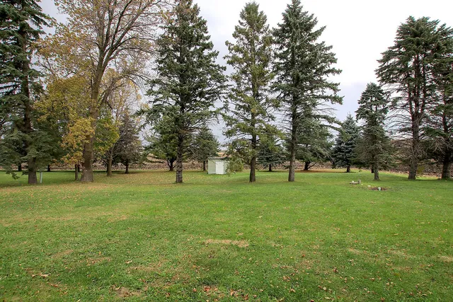 $199,900 | 555 North High Drive Northeast, Hutchinson, MN 55350