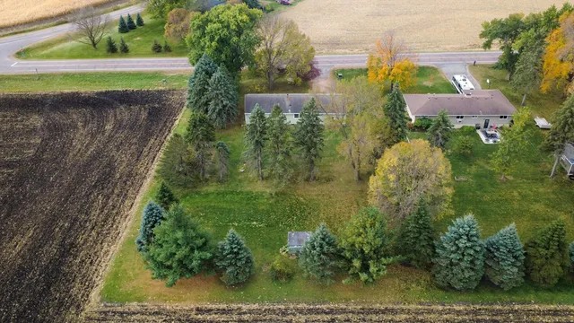 $199,900 | 555 North High Drive Northeast, Hutchinson, MN 55350