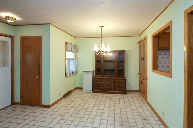 $199,900 | 555 North High Drive Northeast, Hutchinson, MN 55350